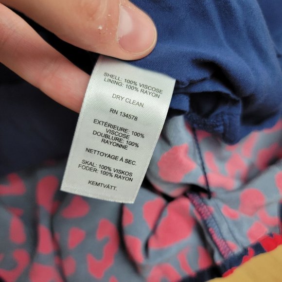 Vineyard Vines Leopard Print Tiered Dress Button Front Red V Neck Womens Size L - Picture 4 of 4